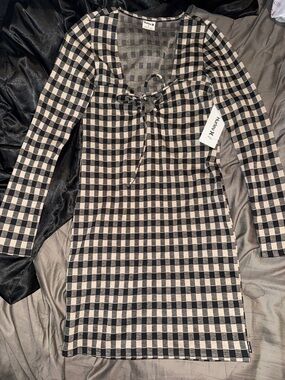 Hurley Taupe/Black Ling Sleeve Dress!! (NWT)